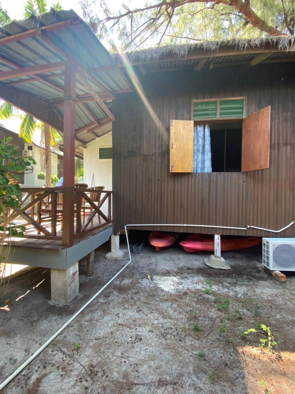 Hotel B'First Chalet Perhentian Island Kampung Kuala Besut Exterior foto