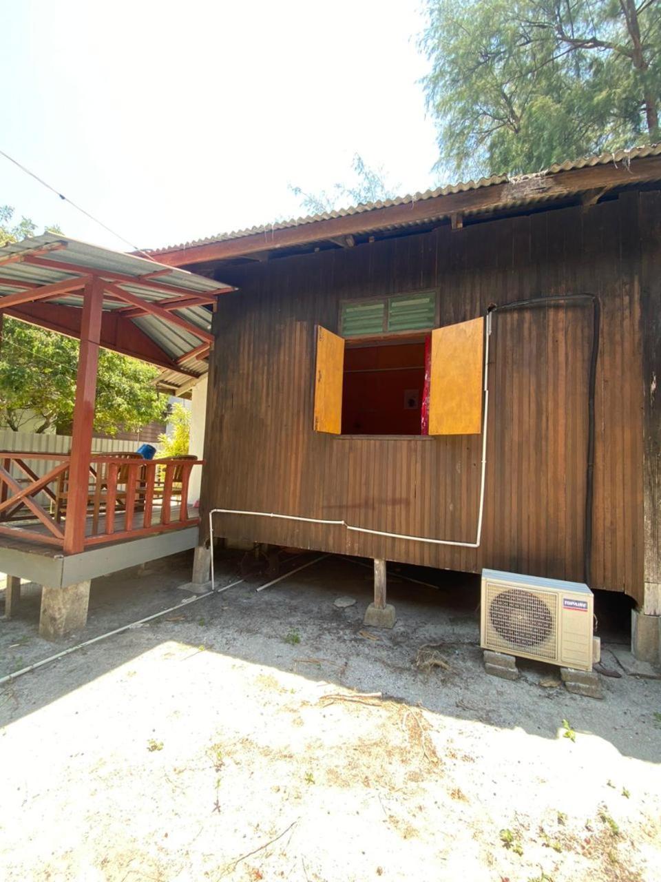 Hotel B'First Chalet Perhentian Island Kampung Kuala Besut Exterior foto